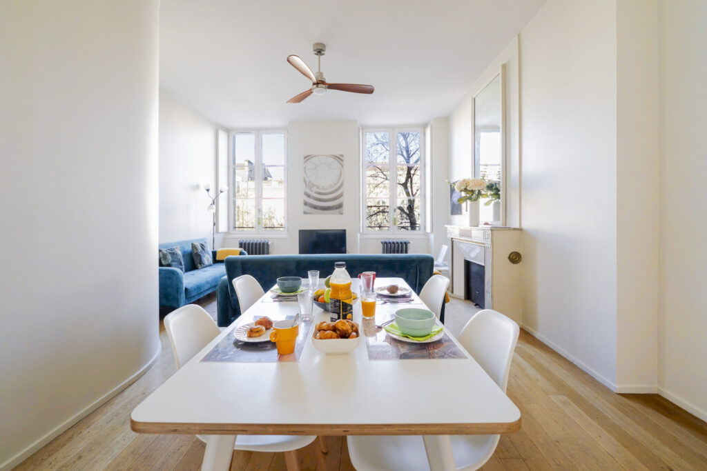 Maison Lafayette Jardin Public. Edvard
