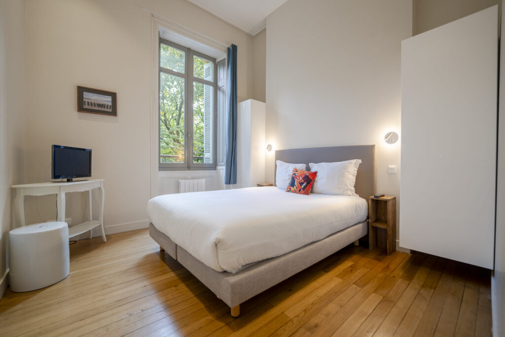Vassily Bedroom Maison Lafayette Quinconces